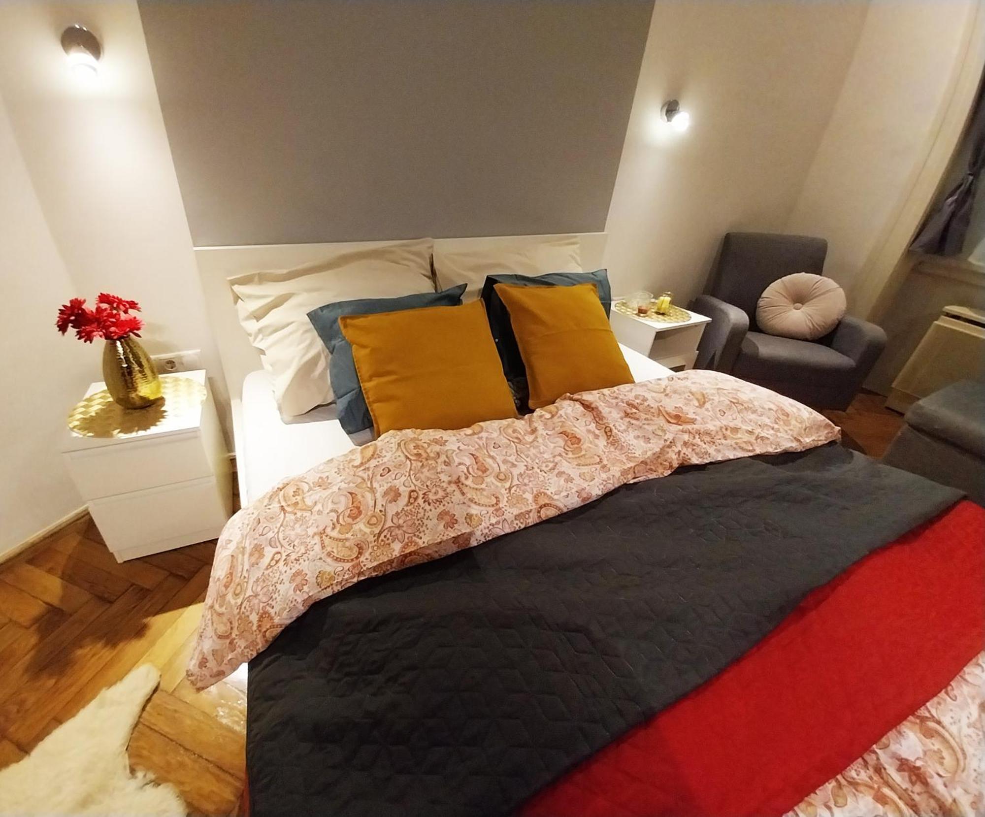King Bed And Magical Lights In The Center Apartamento *